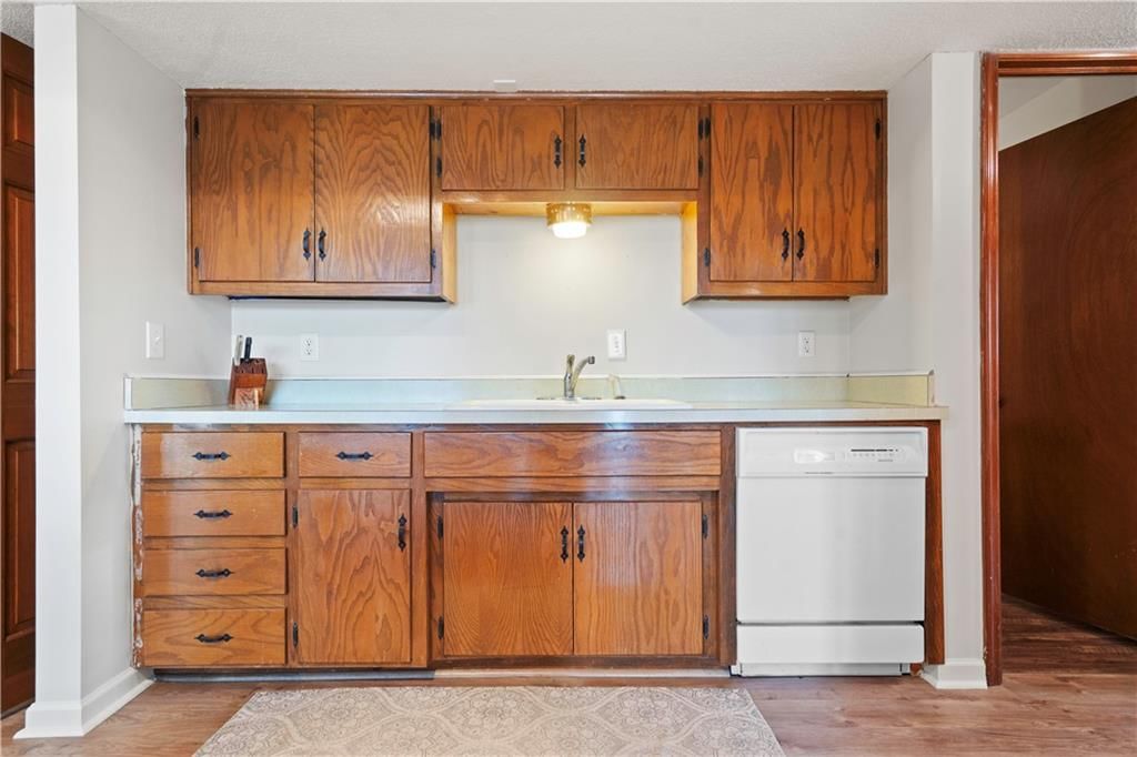 394 N Winnebago Drive — photo 44