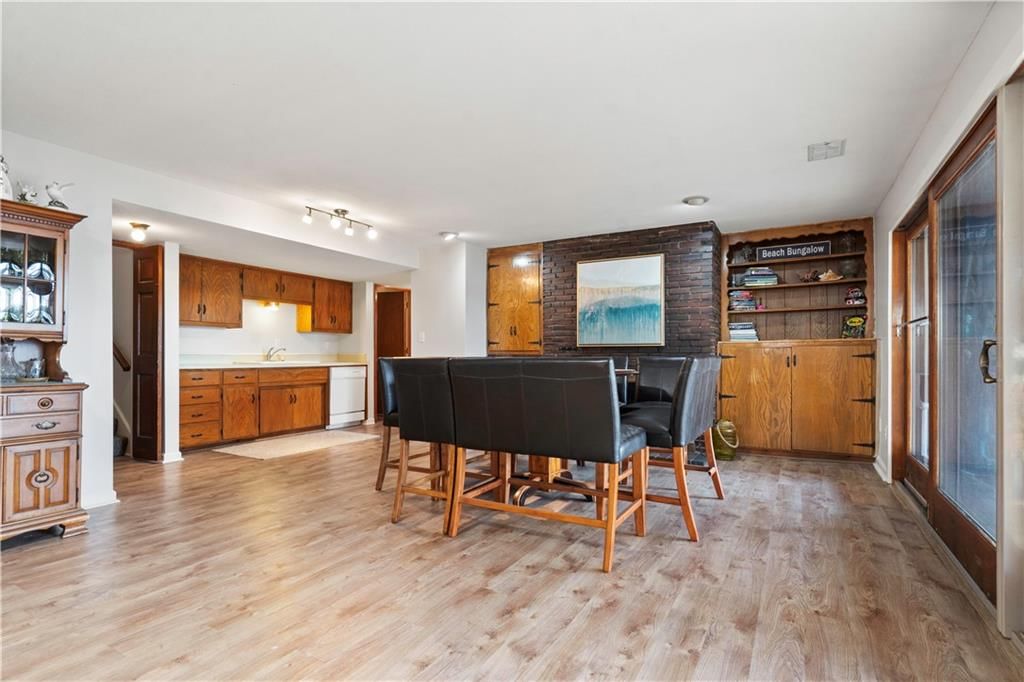 394 N Winnebago Drive — photo 49