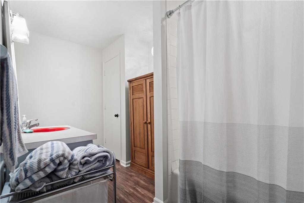 394 N Winnebago Drive — photo 52