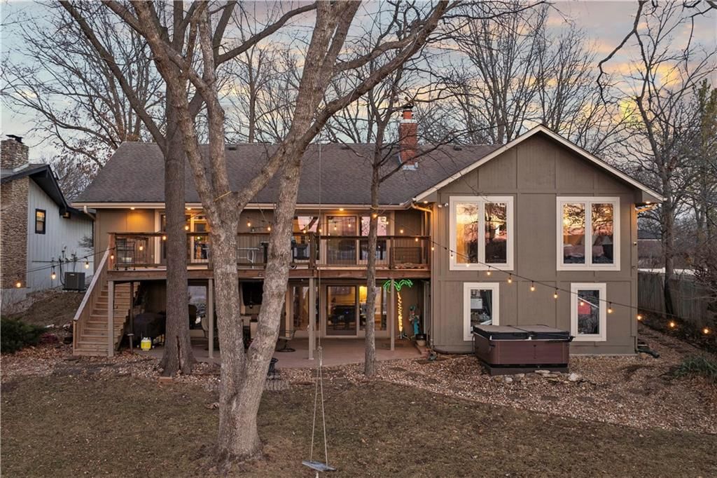 394 N Winnebago Drive — photo 64