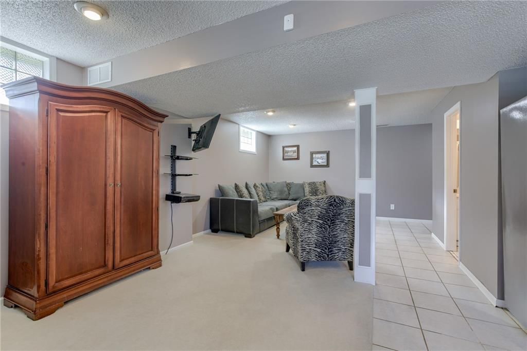 4409 NW 64th Terrace — photo 33