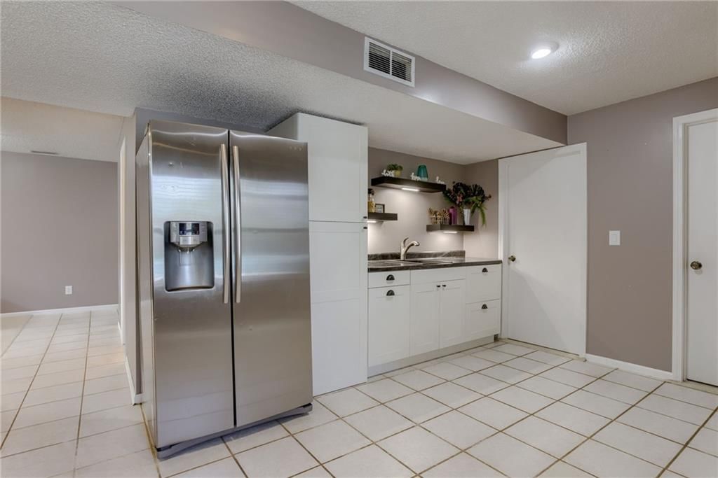 4409 NW 64th Terrace — photo 37