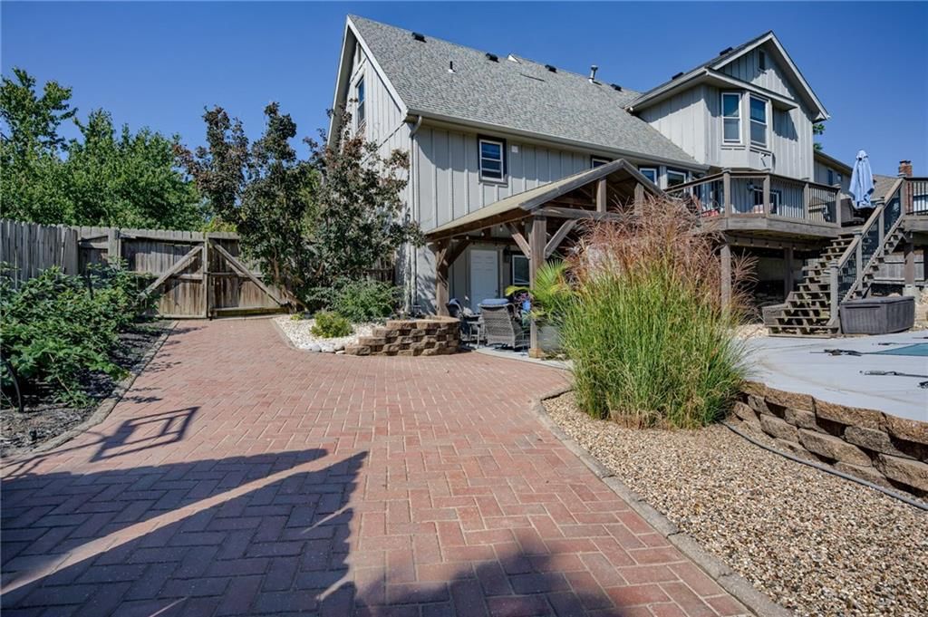 4409 NW 64th Terrace — photo 40