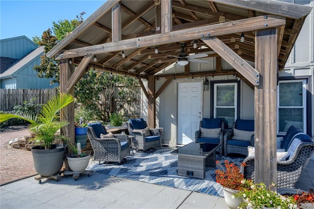 4409 NW 64th Terrace — photo 41