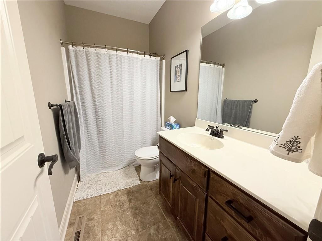 801 Homeland Street — photo 22