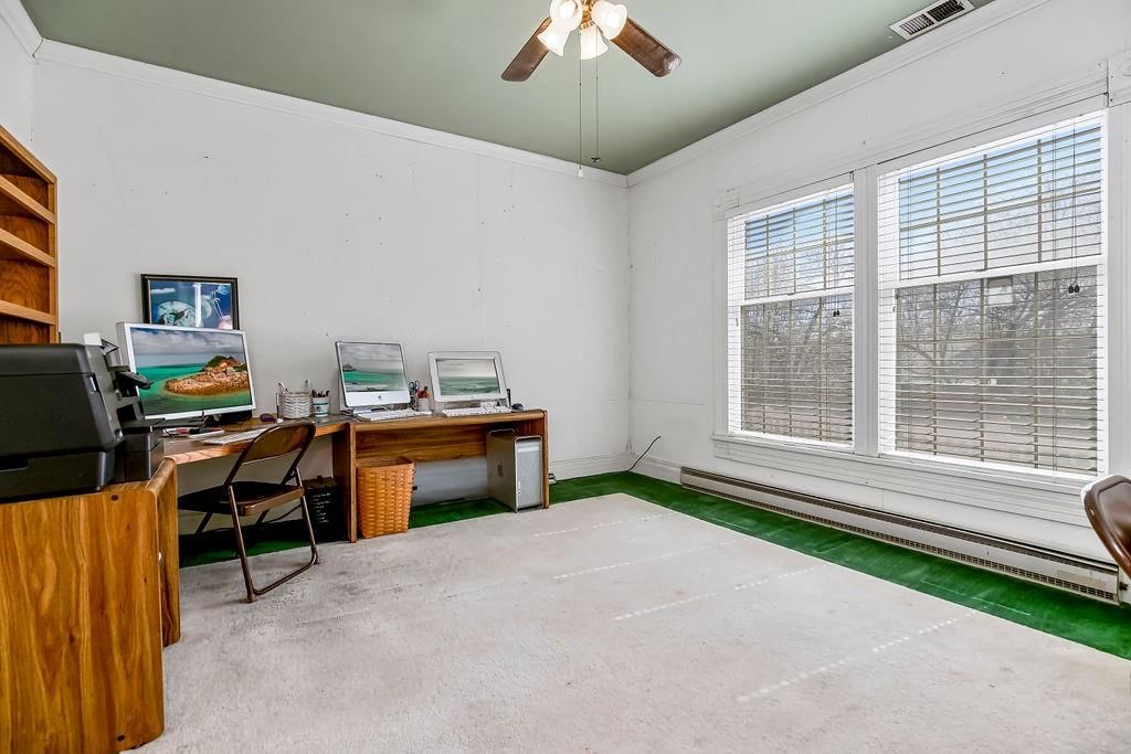510 E Chippewa Street — photo 38