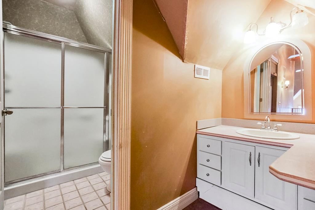 510 E Chippewa Street — photo 45