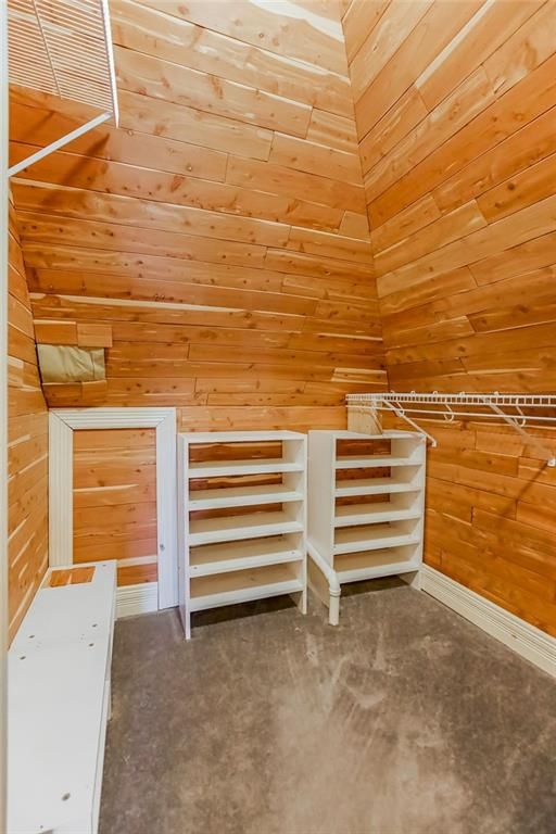 510 E Chippewa Street — photo 46