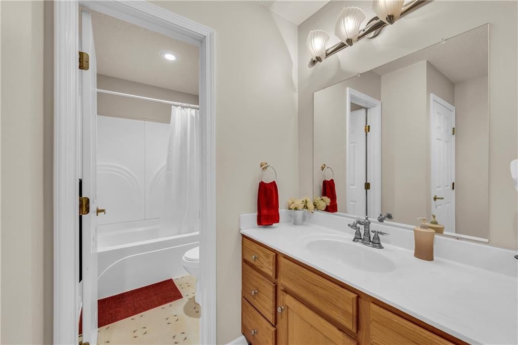 3300 NE 69th Street — photo 27