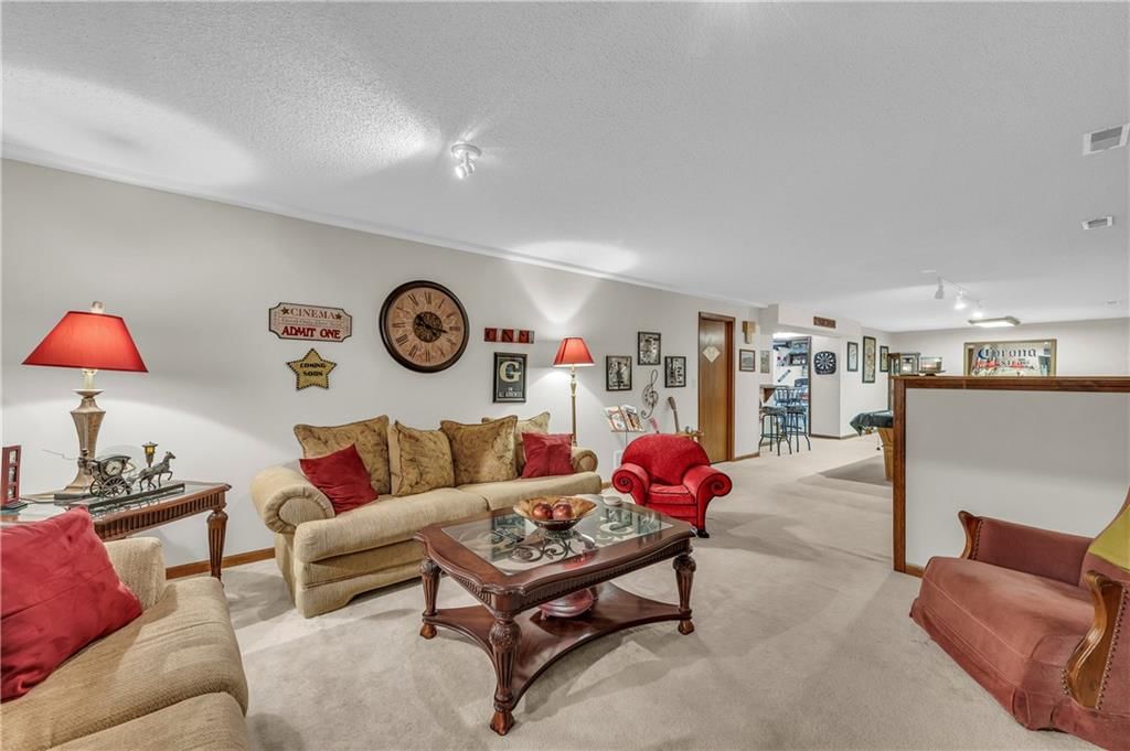 3300 NE 69th Street — photo 40