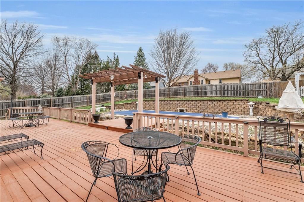 3300 NE 69th Street — photo 48