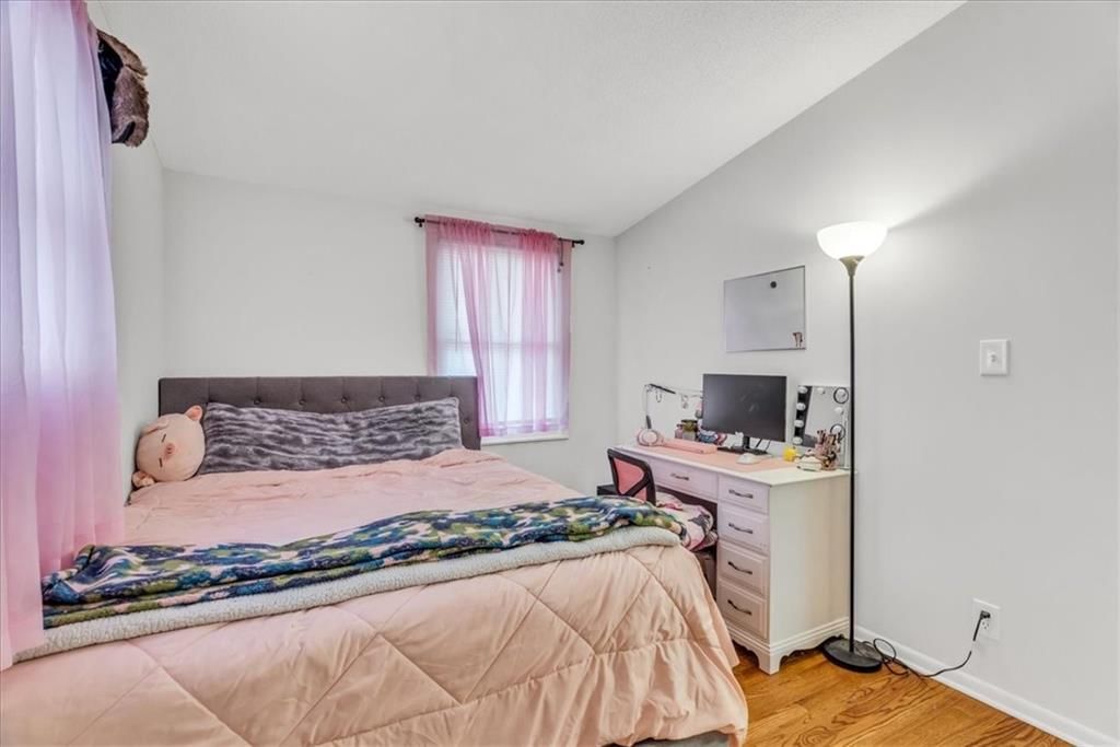 833 N ARAPAHO Street — photo 18