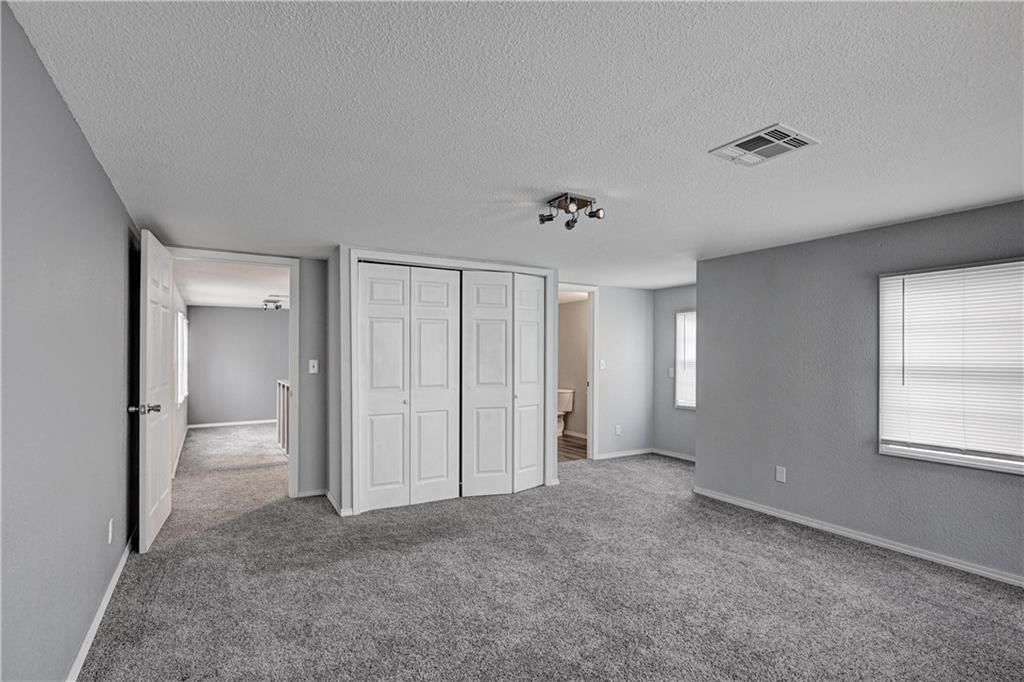 511 N East Avenue — photo 17