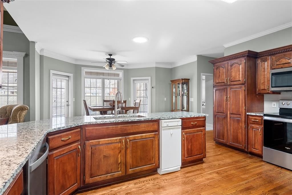 614 Poplar Street — photo 12