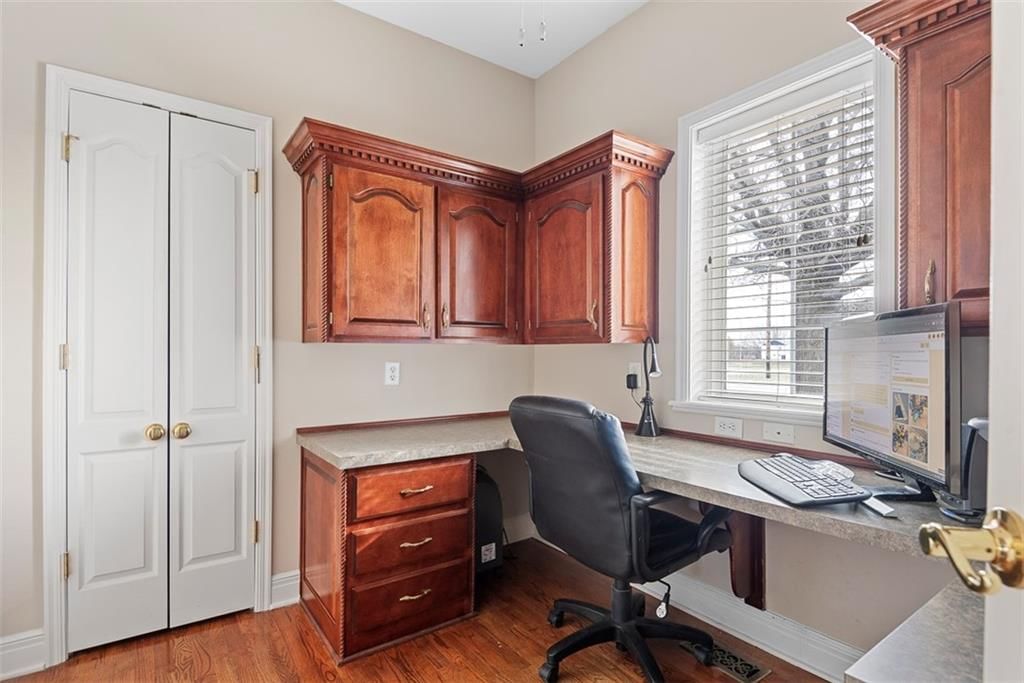 614 Poplar Street — photo 16