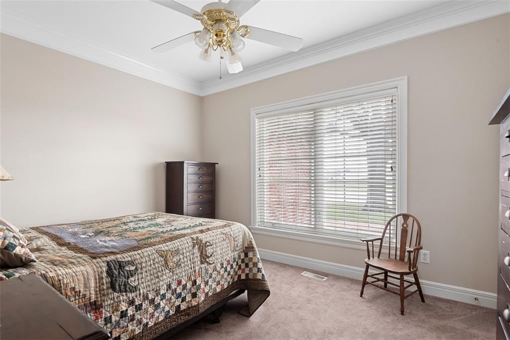 614 Poplar Street — photo 24