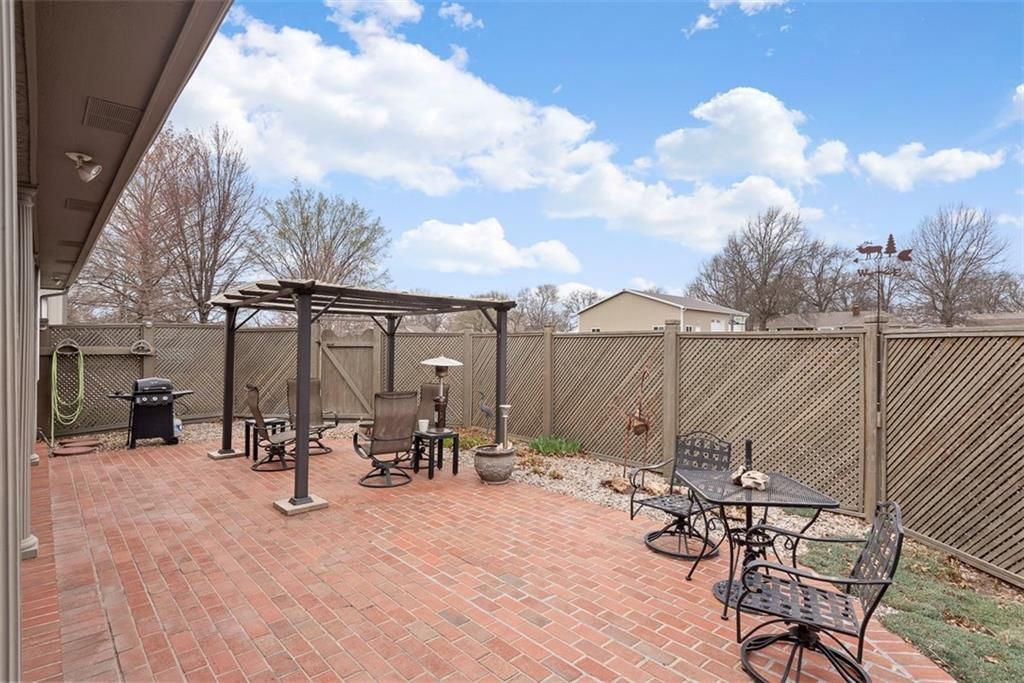 614 Poplar Street — photo 28