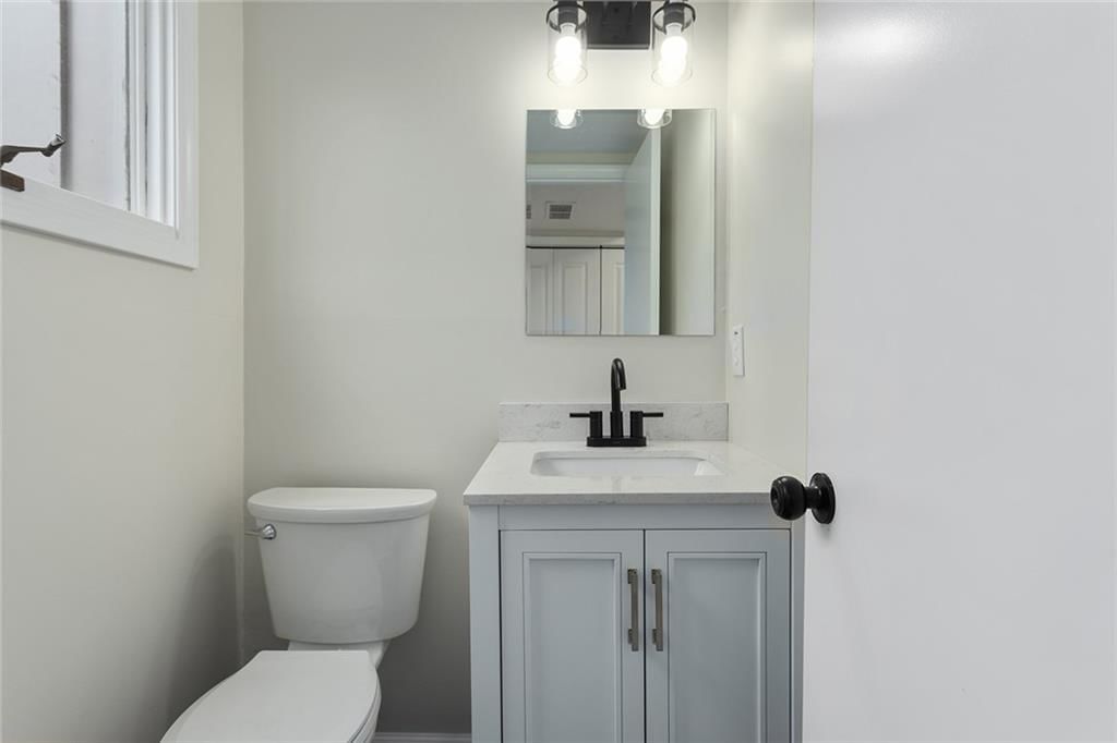 7704 Haskins Street — photo 24