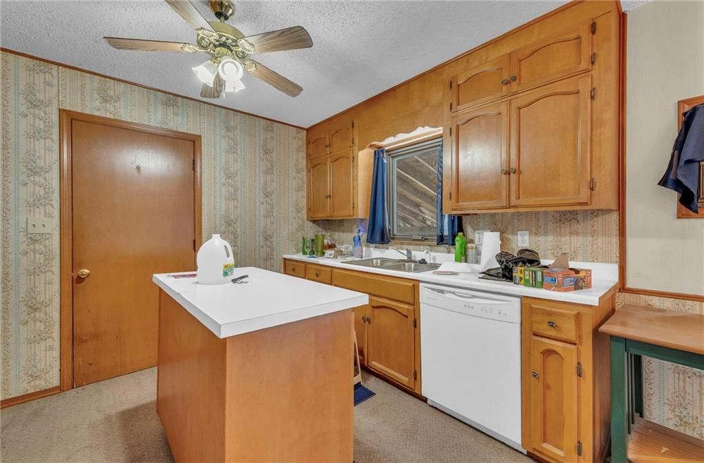 3047 S 46th Street — photo 12