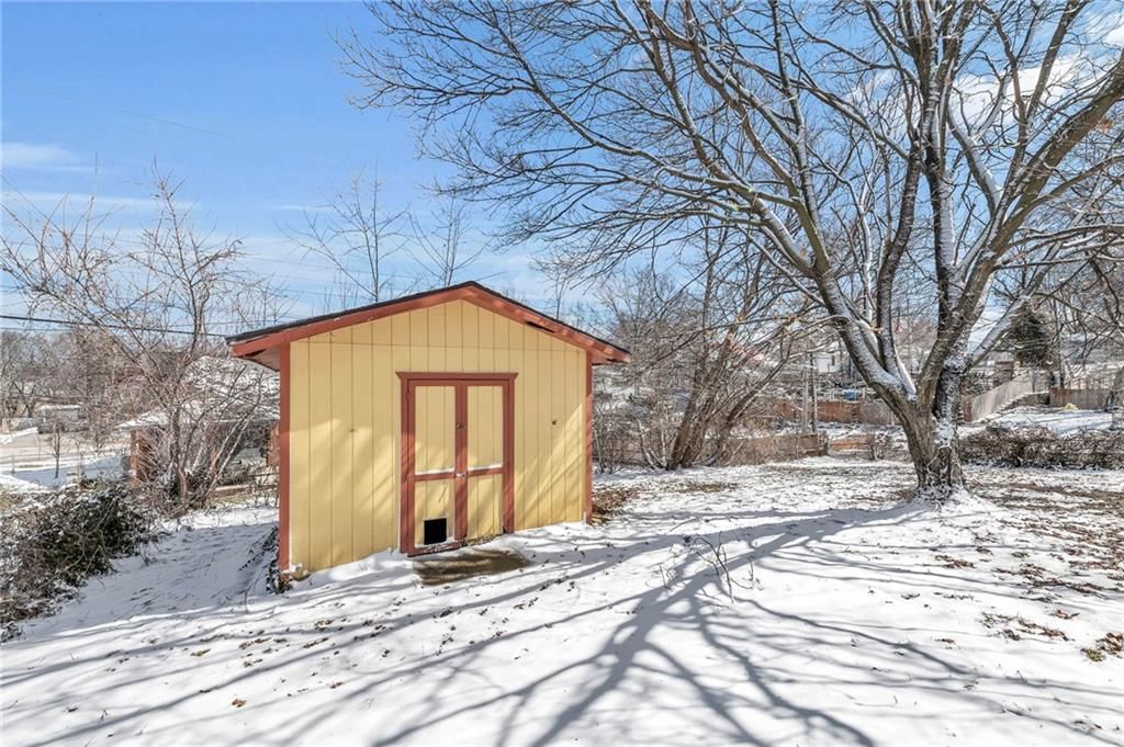 3047 S 46th Street — photo 31