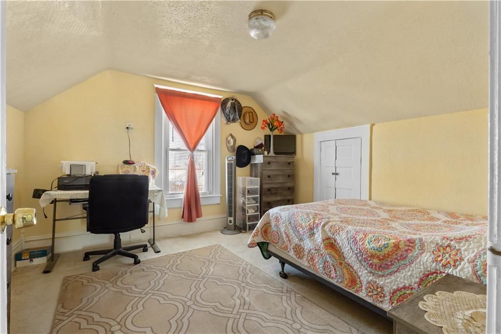 436 N Oakley Avenue — photo 13
