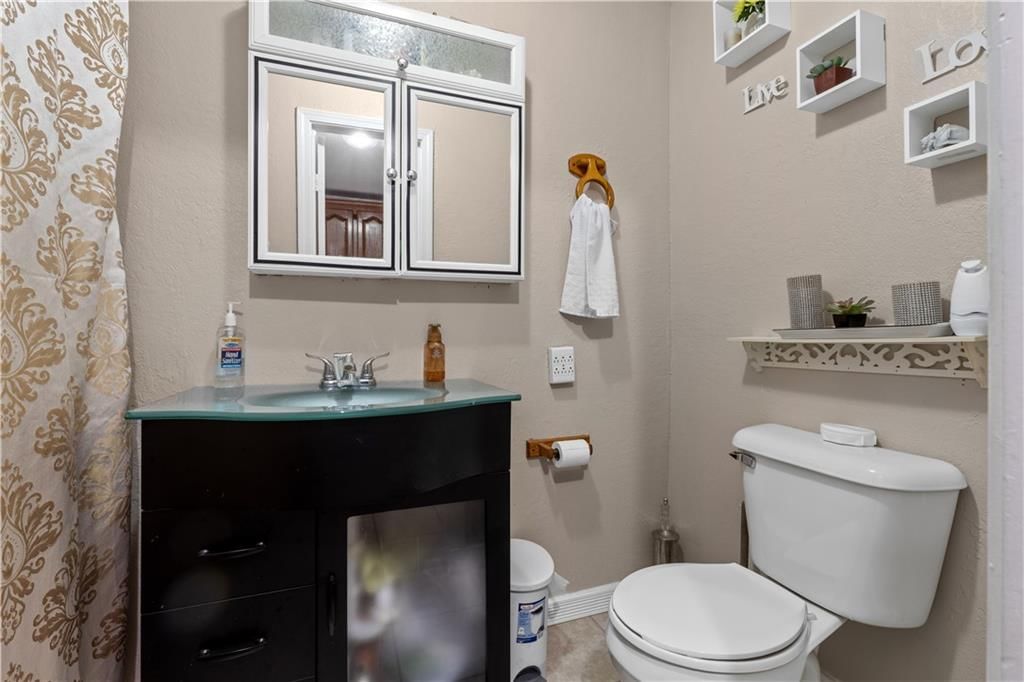 436 N Oakley Avenue — photo 16