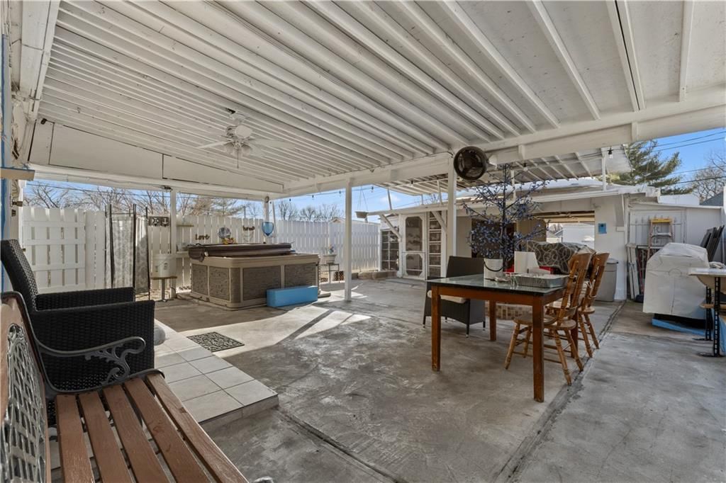 436 N Oakley Avenue — photo 17