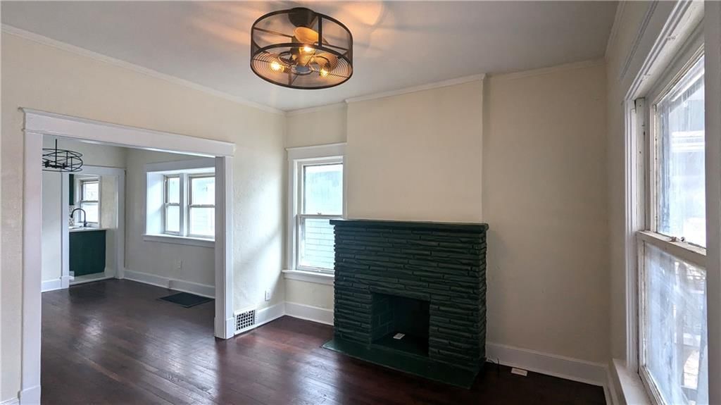 3208 E 30TH Terrace — photo 6
