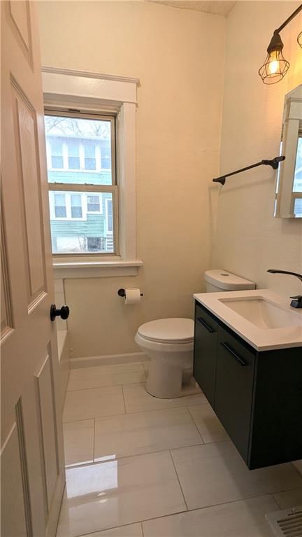3208 E 30TH Terrace — photo 36