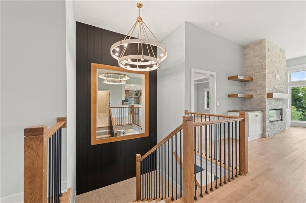 8716 N Lewis Avenue — photo 3