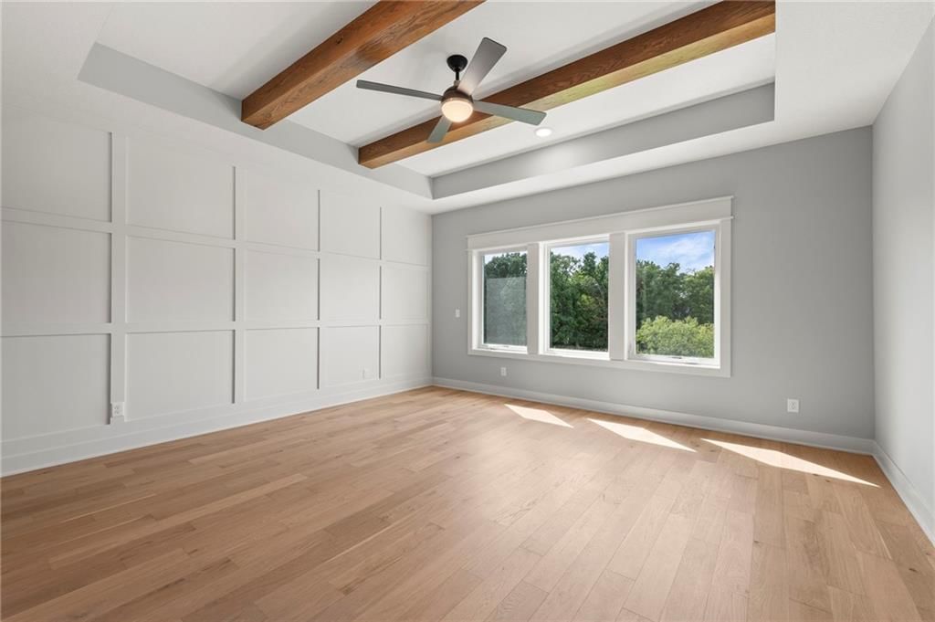 8716 N Lewis Avenue — photo 19