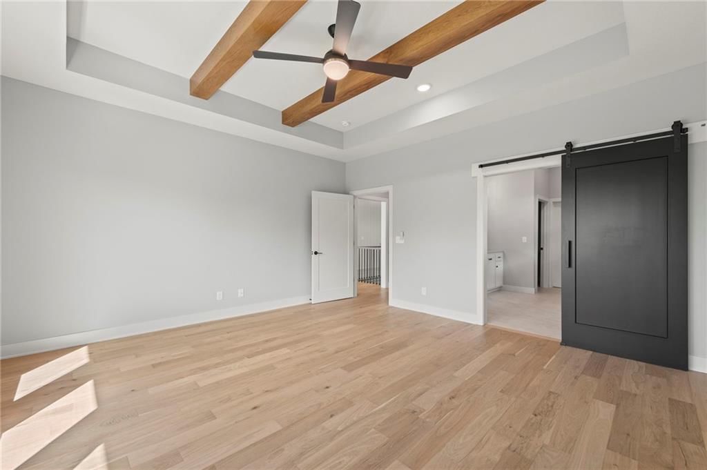 8716 N Lewis Avenue — photo 21