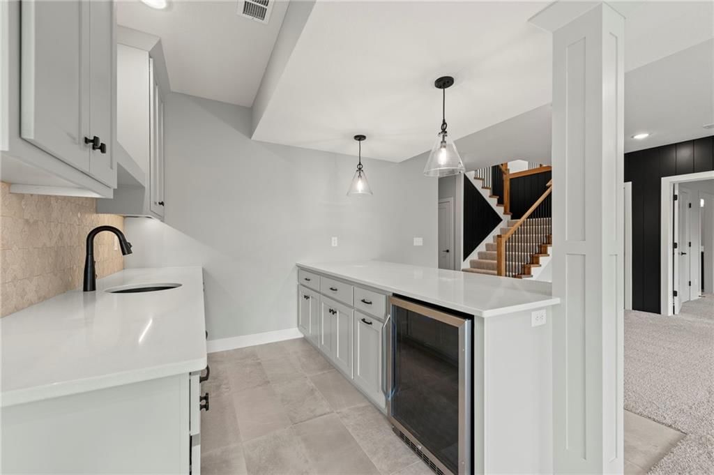 8716 N Lewis Avenue — photo 36