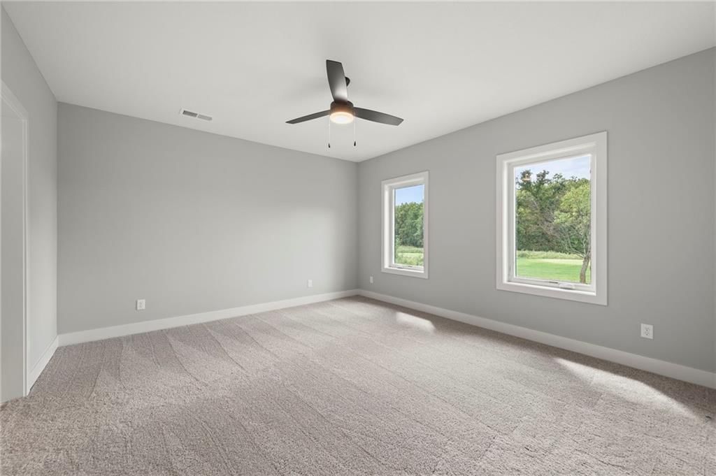 8716 N Lewis Avenue — photo 38