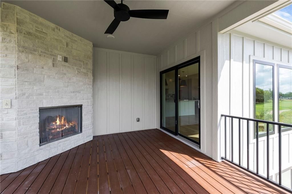 8716 N Lewis Avenue — photo 51