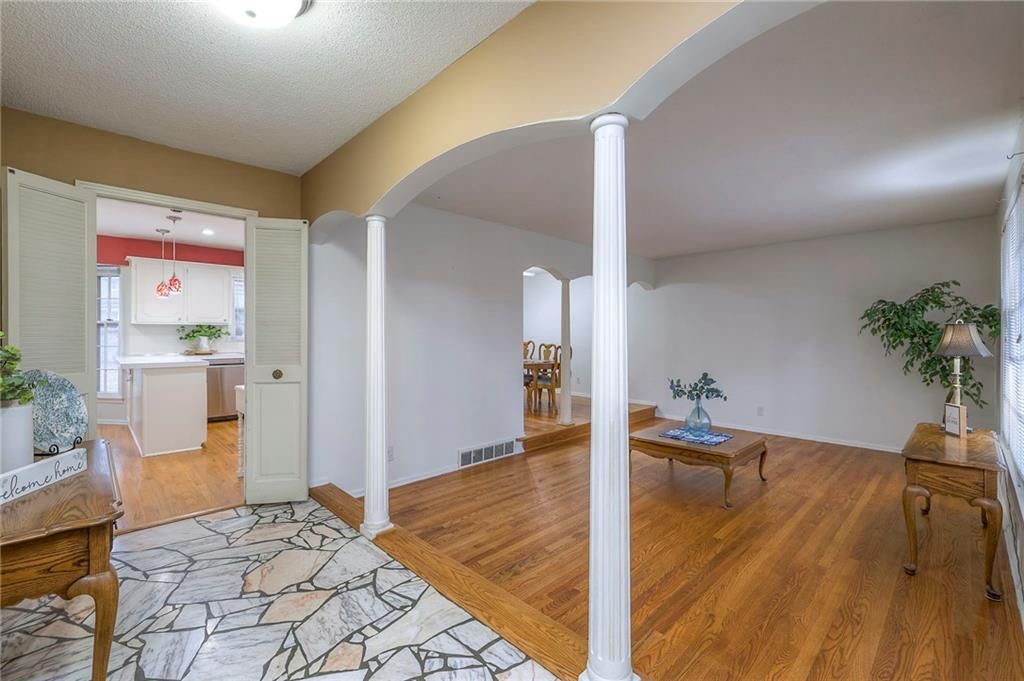 4316 E 110 Street — photo 5