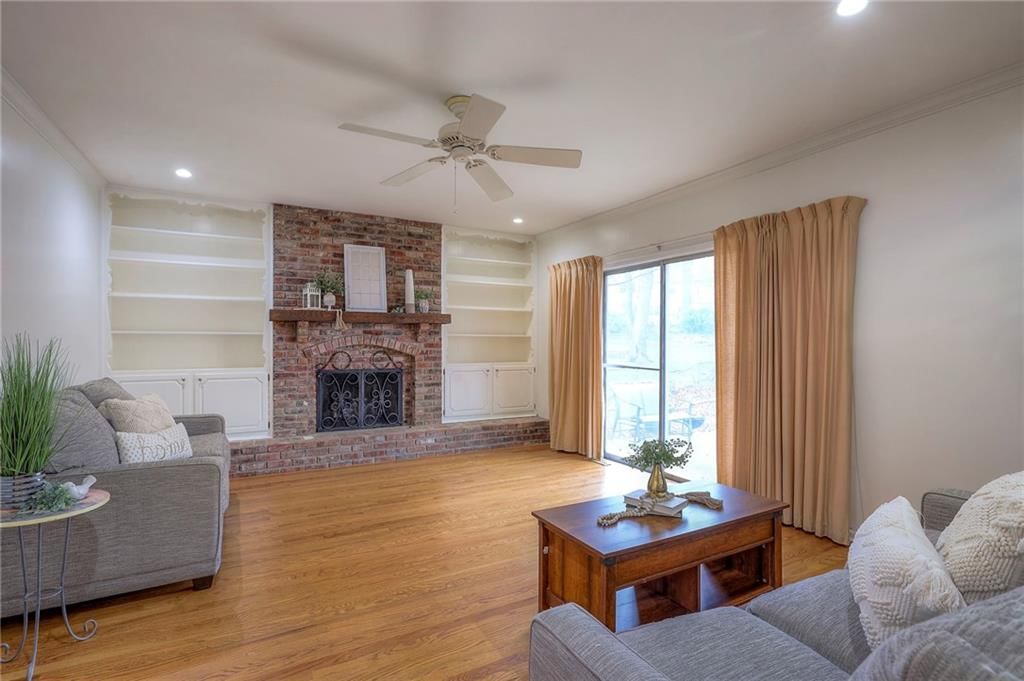 4316 E 110 Street — photo 15