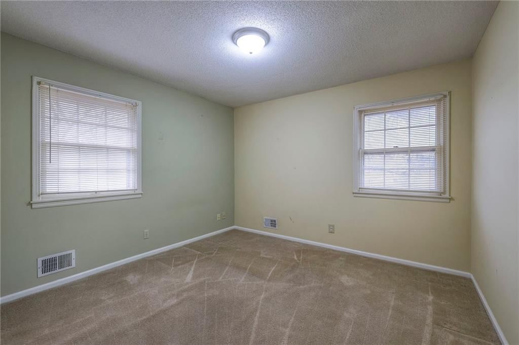 4316 E 110 Street — photo 27