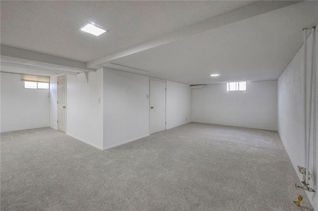 4316 E 110 Street — photo 31