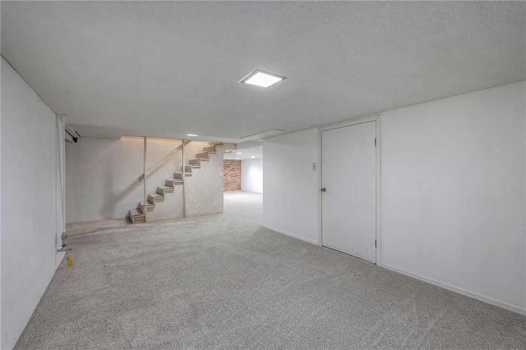 4316 E 110 Street — photo 33