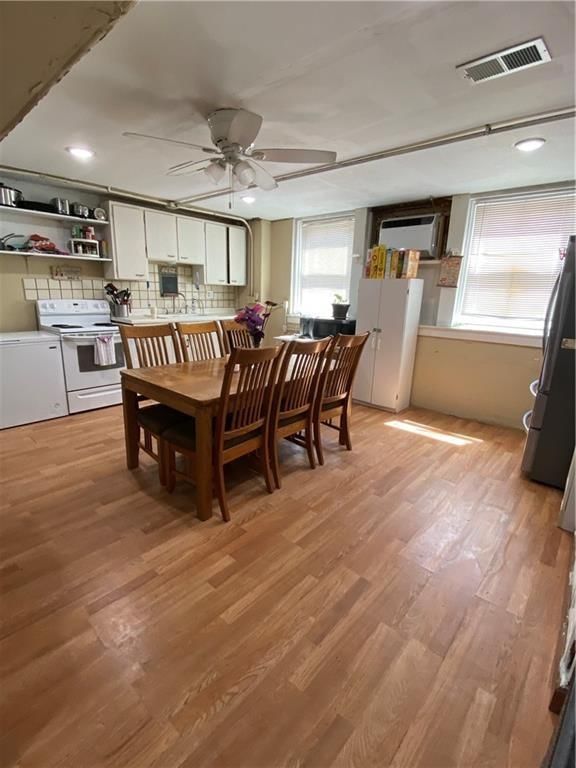 421 Locust Street — photo 9