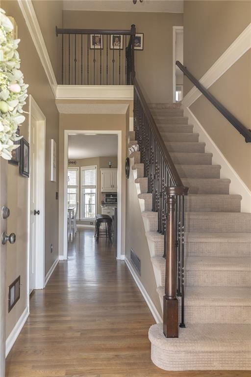 5129 Roberts Street — photo 2