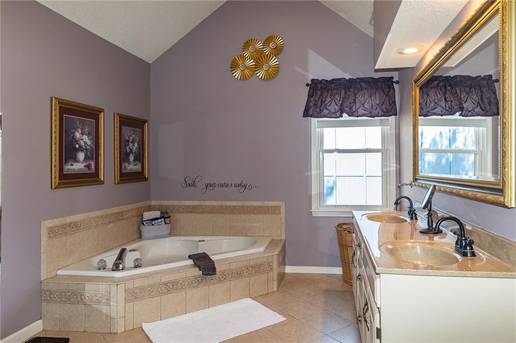 5129 Roberts Street — photo 25