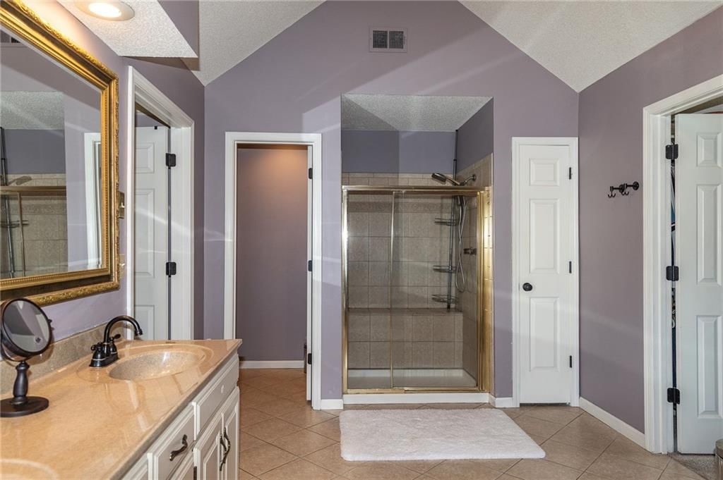 5129 Roberts Street — photo 27