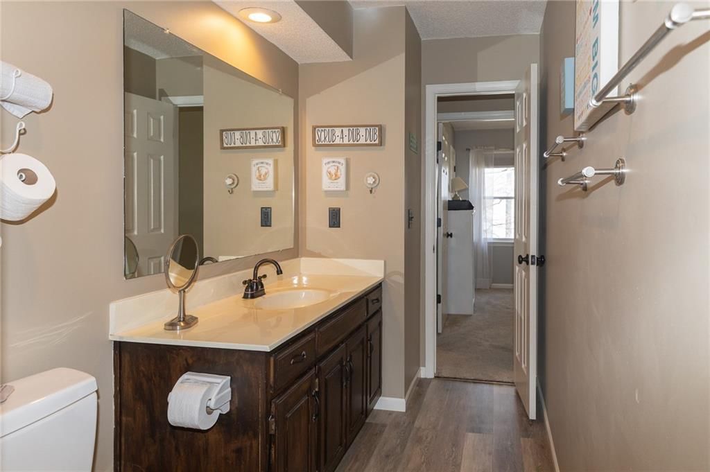 5129 Roberts Street — photo 36