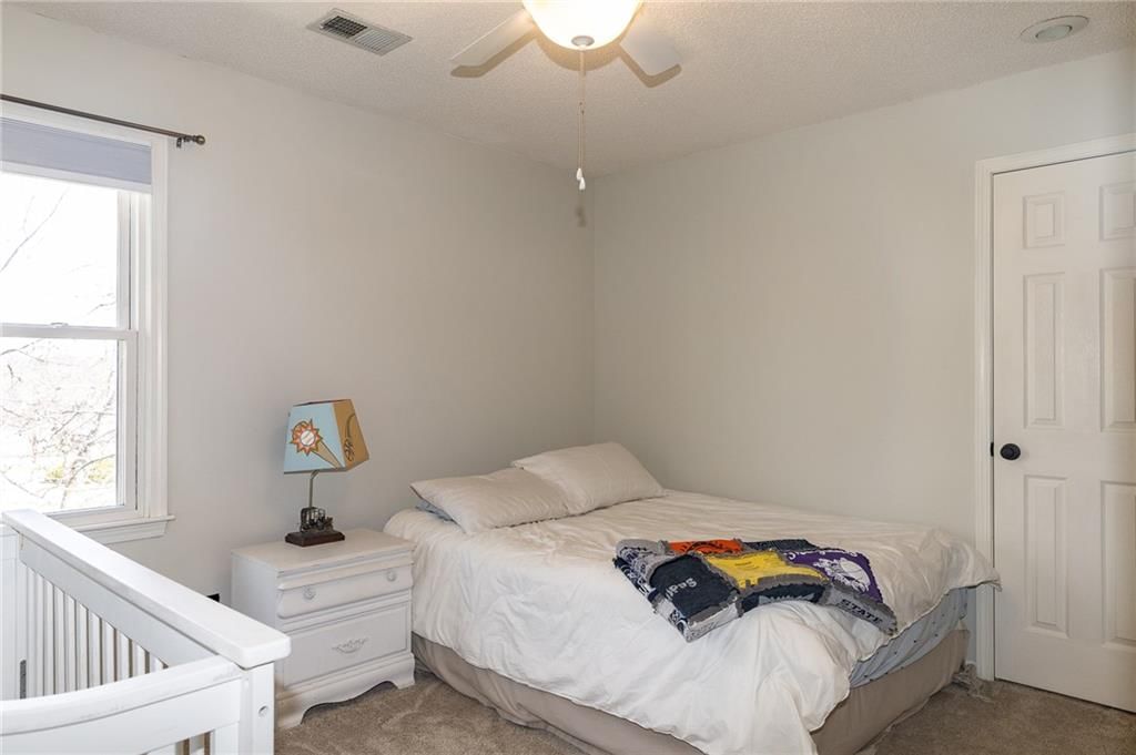 5129 Roberts Street — photo 37