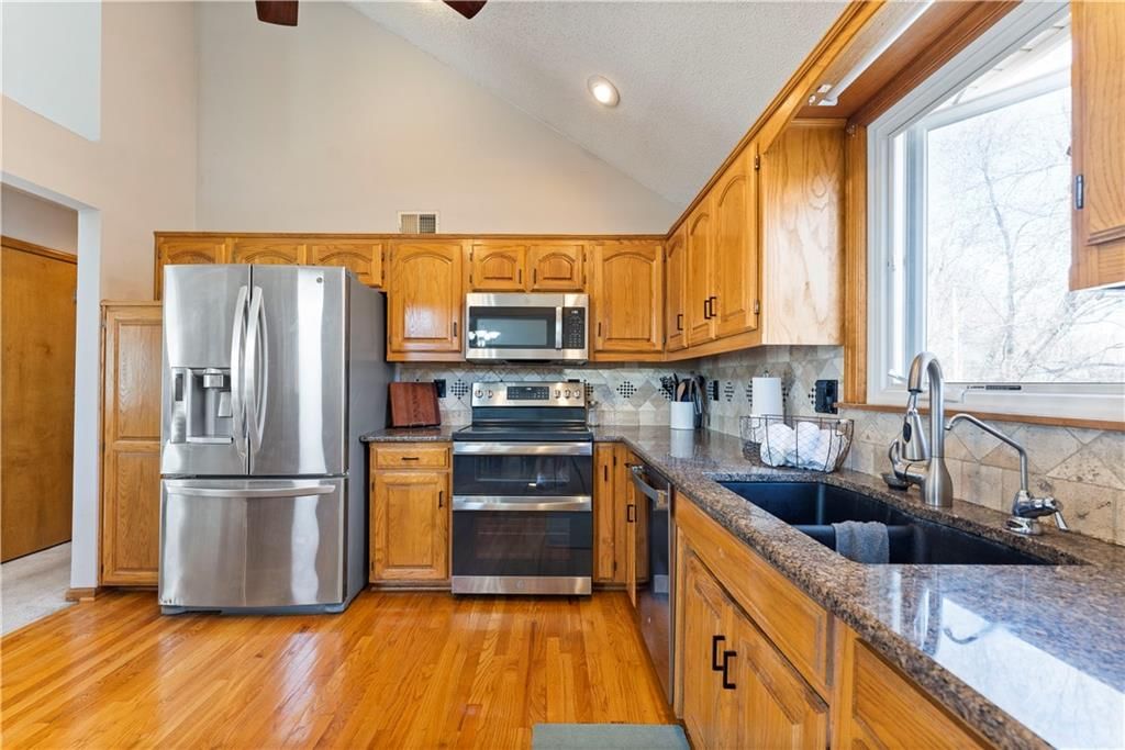 133 E Nelson Circle — photo 5