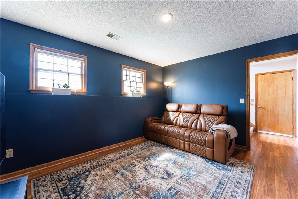 133 E Nelson Circle — photo 12