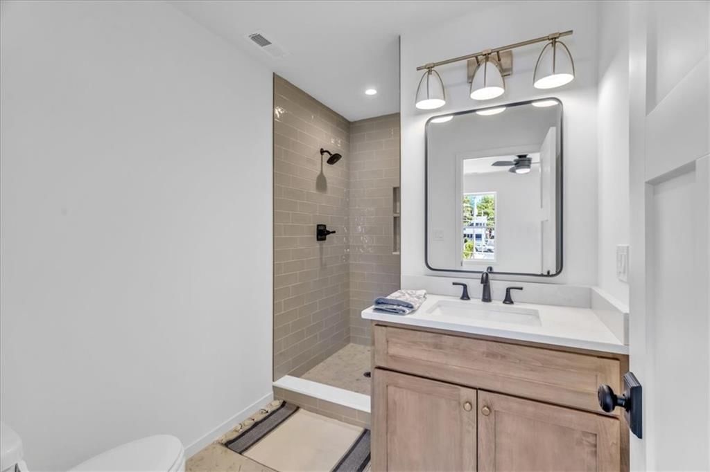 401 Park Avenue — photo 21
