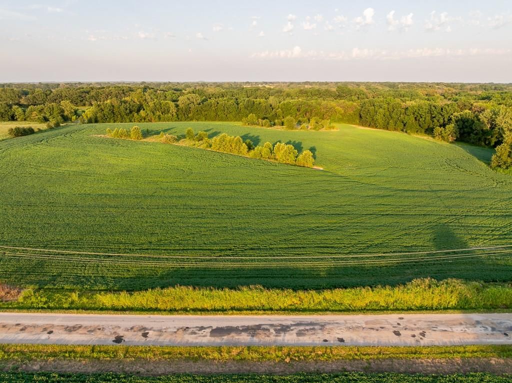 S Grand River Road — photo 3